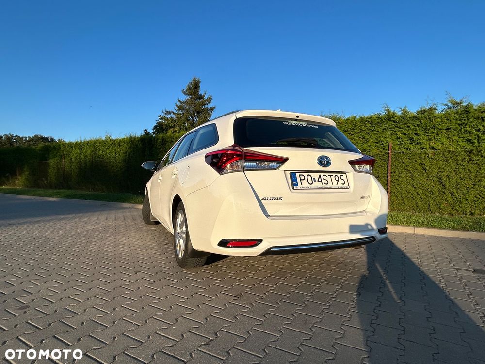 Toyota Auris Hybrid 135 Active - 6