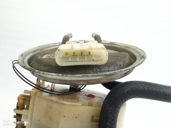 Bomba / Boia Combustivel  Opel Corsa B (S93) - 2