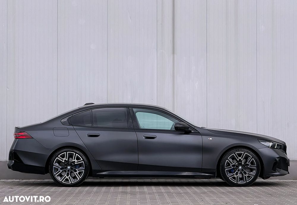 BMW Seria 5 520d xDrive AT MHEV - 10
