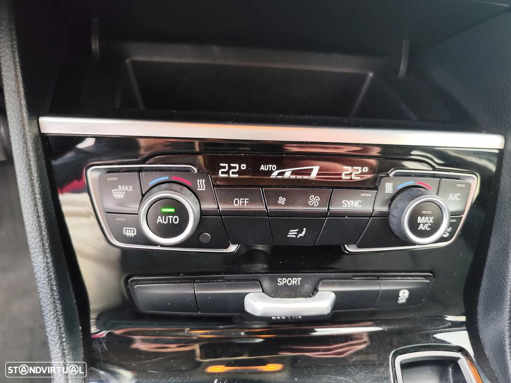 BMW 216 Active Tourer d Line Luxury - 14