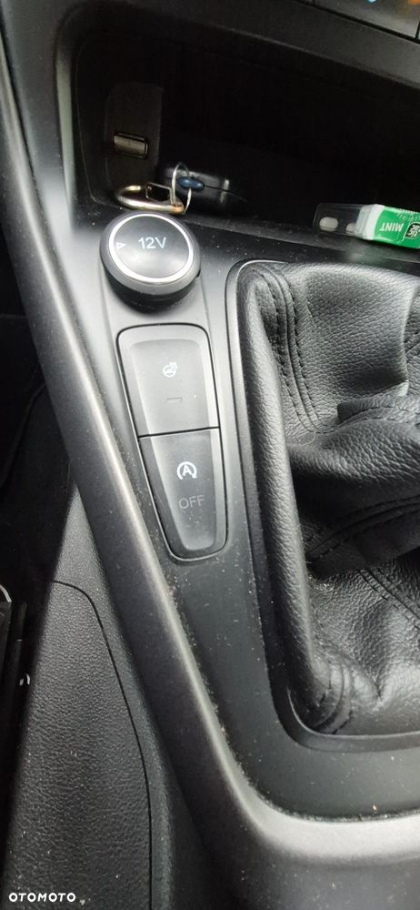 Ford Focus - 12