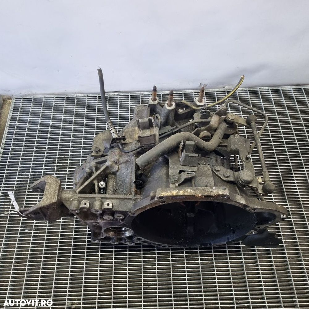 Cutie de viteze Mitsubishi Outlander 2.2 D 2009 - 2012 156CP Manuala 6 Trepte 4HN (1411) ... - 3