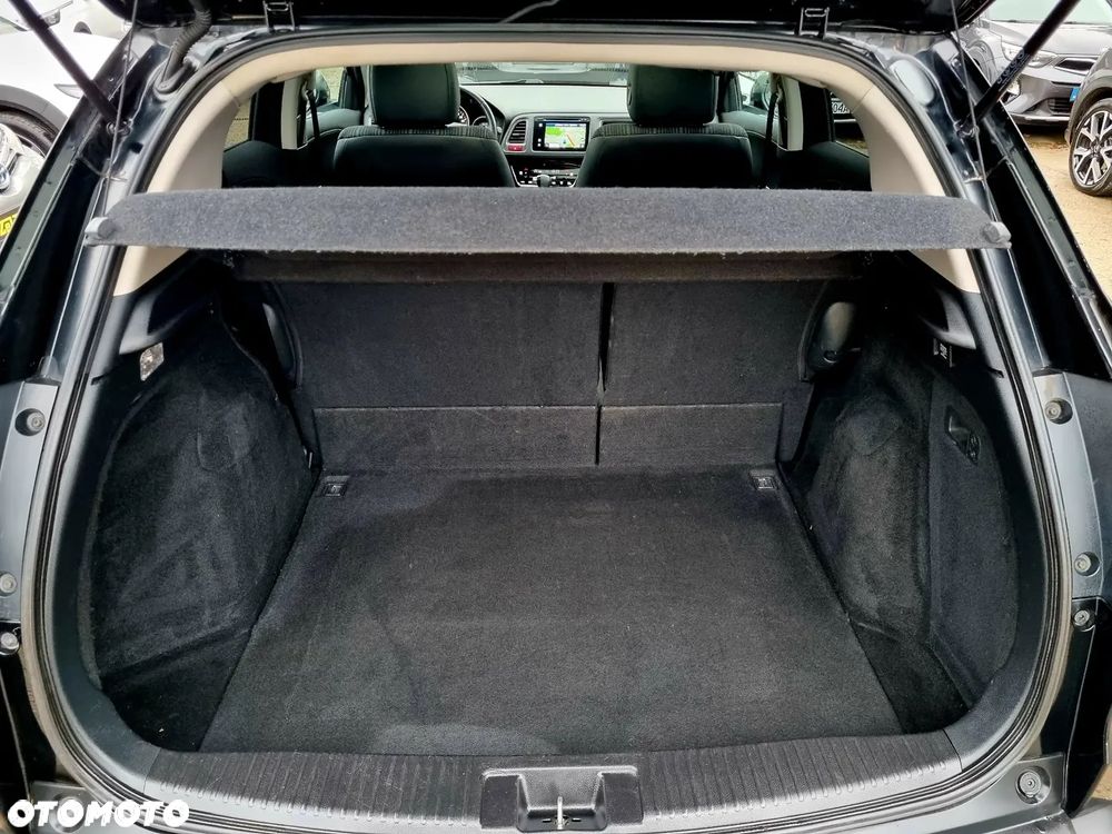 Honda HR-V 1.5 i-VTEC CVT Executive - 18