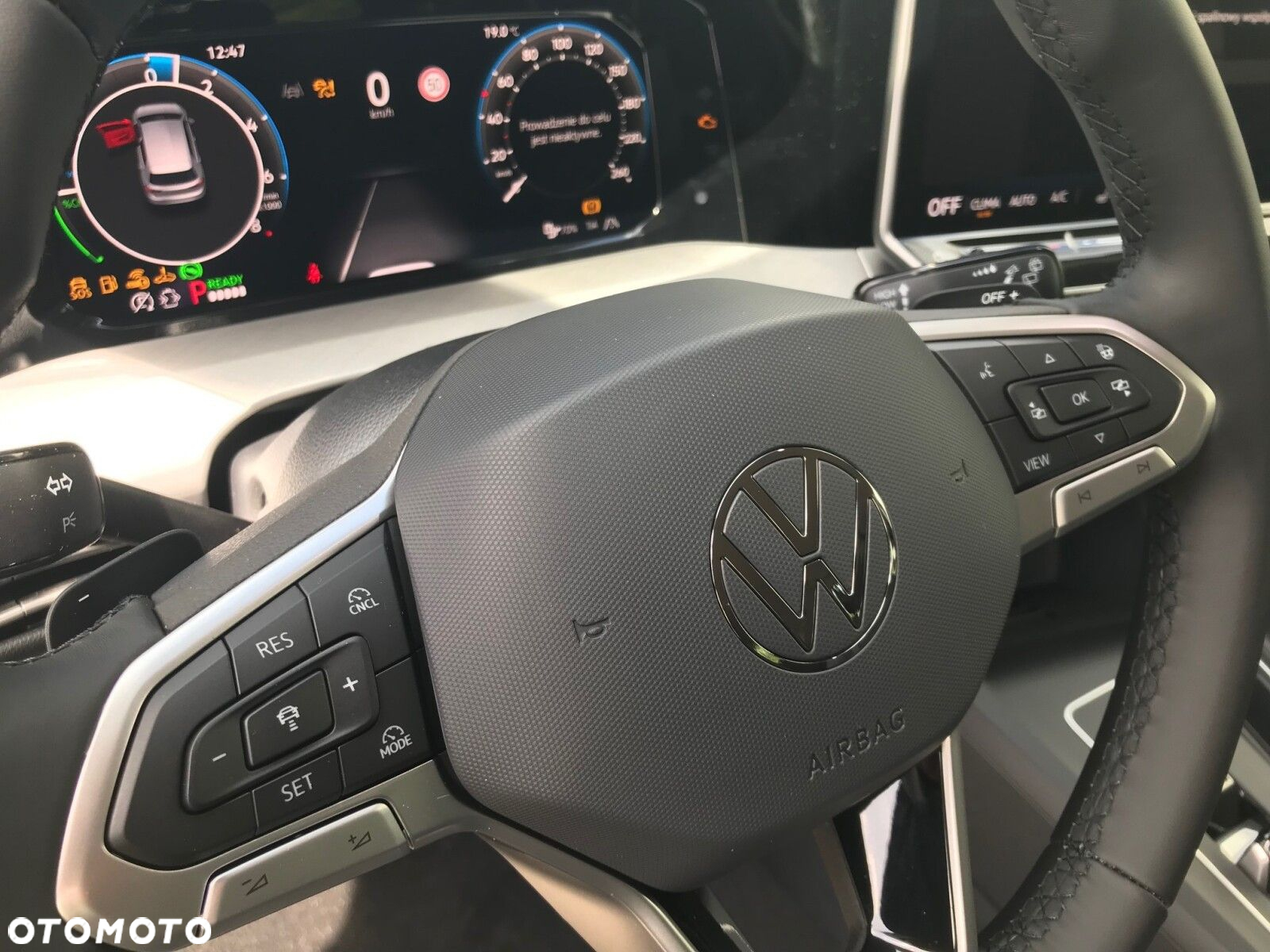 Volkswagen Golf - 9