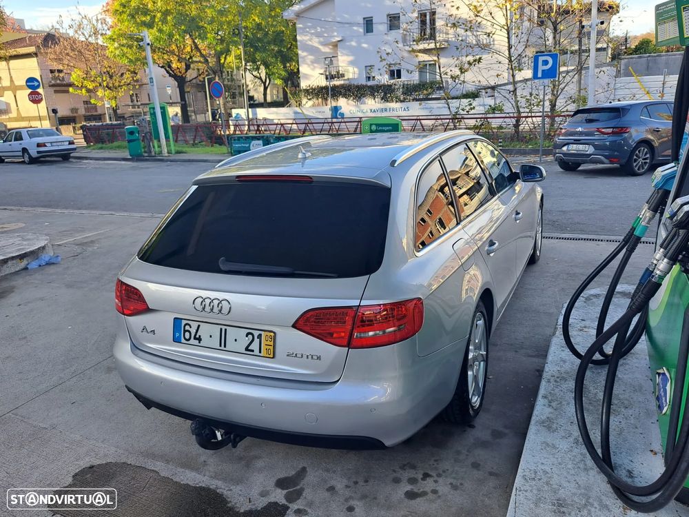 Audi A4 Avant 2.0 TDi Exclusive - 6