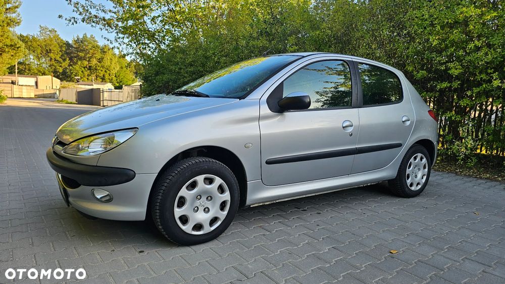 Peugeot 206 - 10