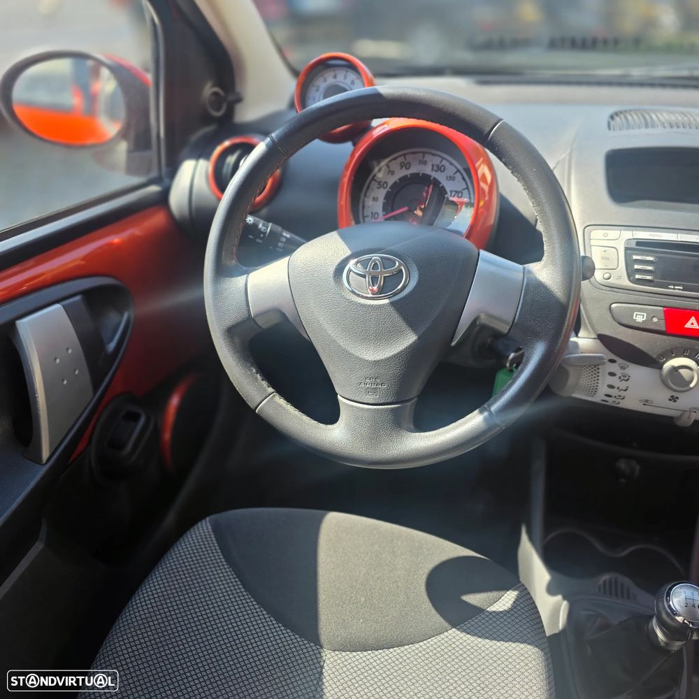 Toyota Aygo 1.0 Orange Edition - 20