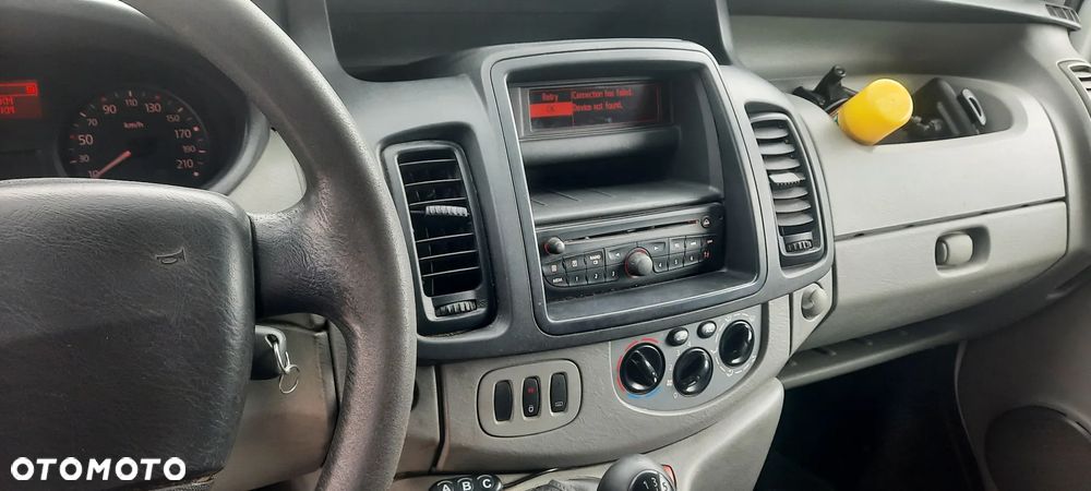 Renault Trafic - 16