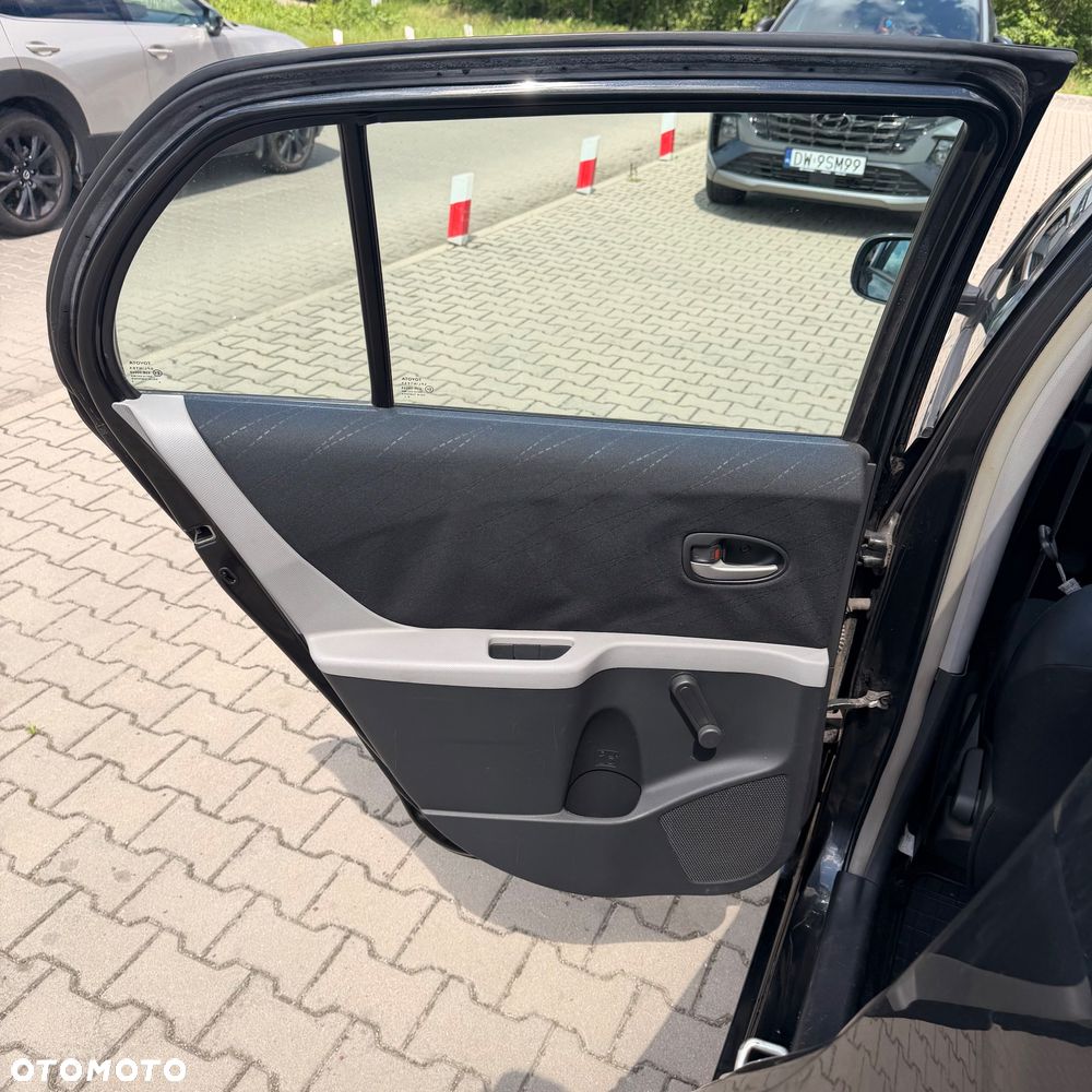 Toyota Yaris 1.4 D-4D Sol - 21