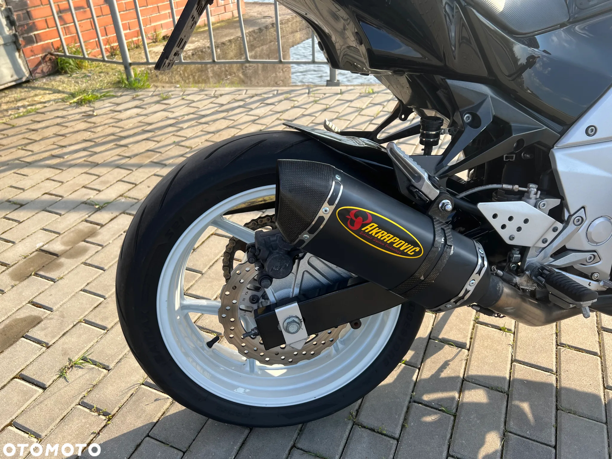 Kawasaki Z - 12