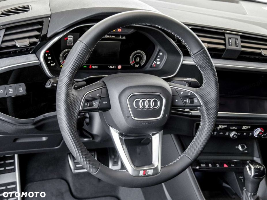 Audi Q3 Sportback - 6