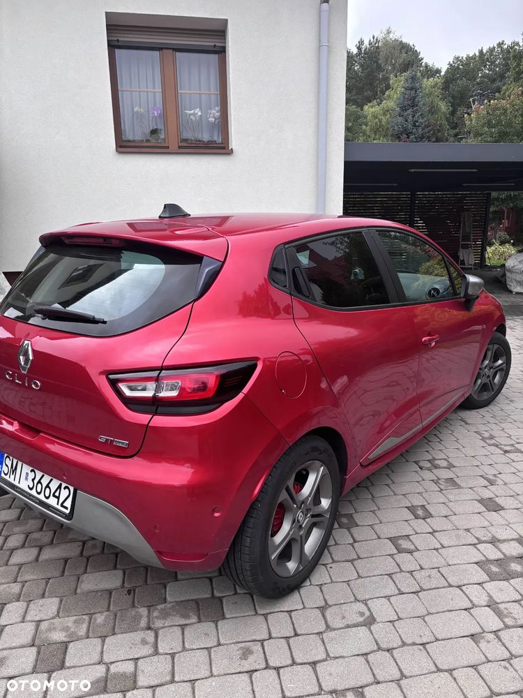 Renault Clio - 5