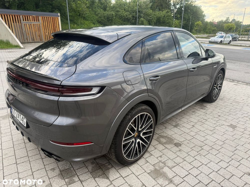 Porsche Cayenne S E-Hybrid PHEV Black Edition - 13