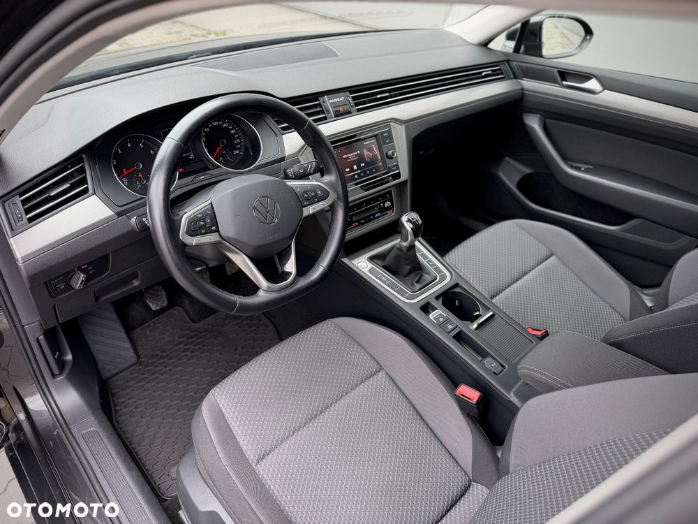 Volkswagen Passat 1.5 TSI EVO Business - 13