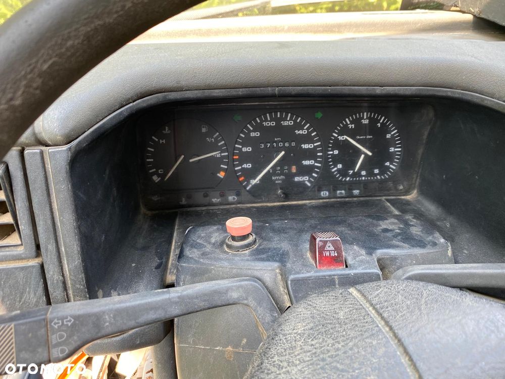 Volkswagen Transporter - 7