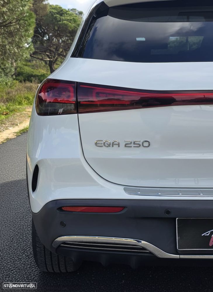 Mercedes-Benz EQA 250 AMG Line - 8