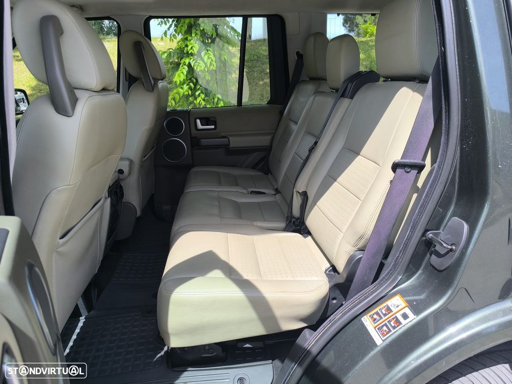 Land Rover Discovery 2.7 TD V6 HSE Auto. - 12