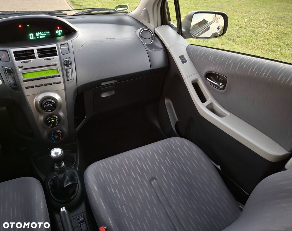 Toyota Yaris 1.33 VVT-i Cool+ - 21