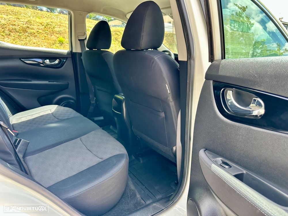 Nissan Qashqai 1.5 dCi Acenta - 27