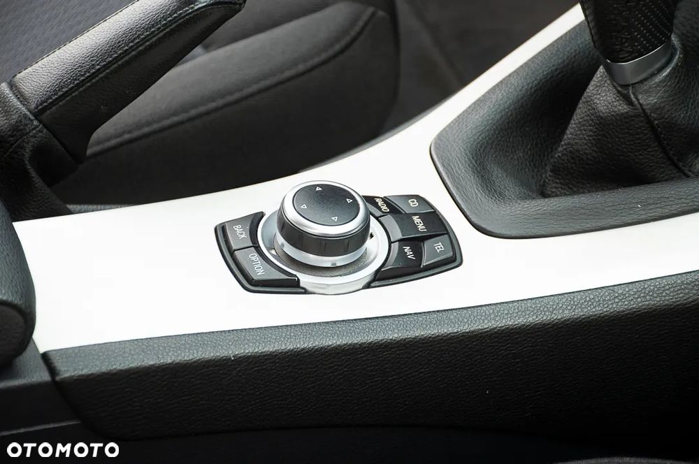 BMW Seria 3 - 16