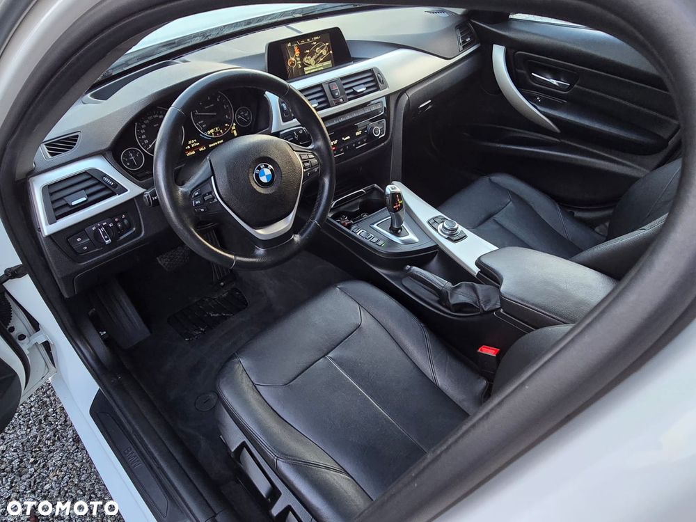 BMW Seria 3 320d xDrive Edition Luxury Line Purity - 7