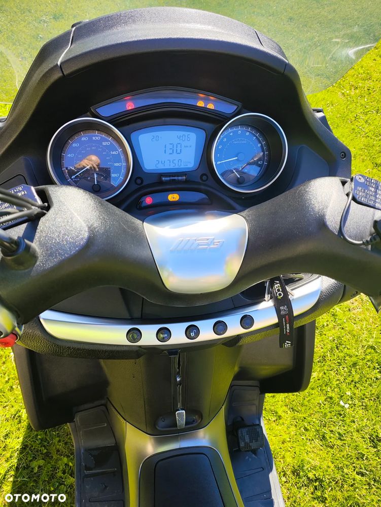 Piaggio MP-3 - 7