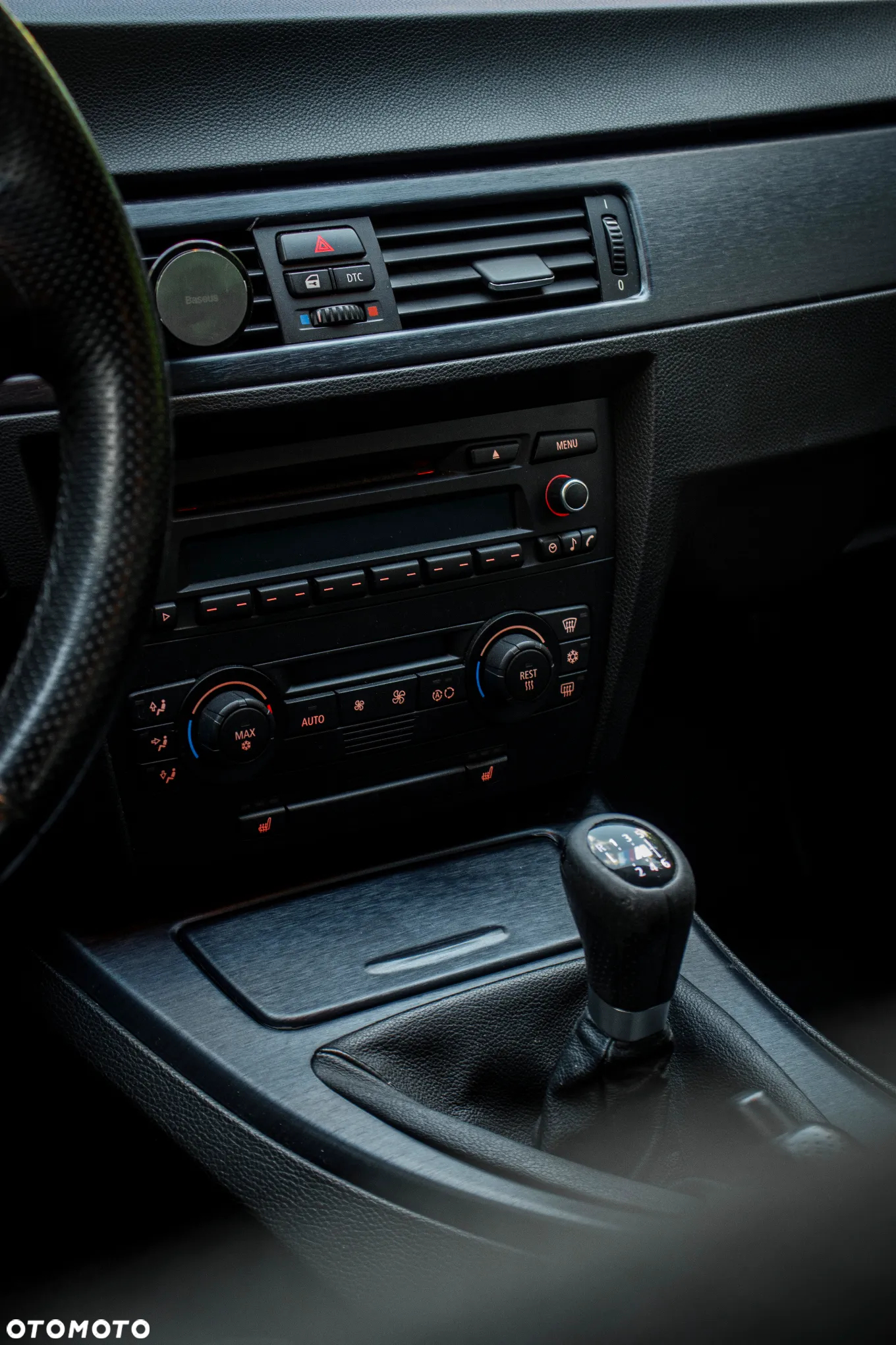 BMW Seria 3 318i - 27