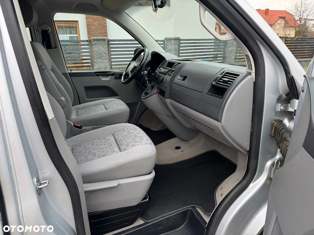 Volkswagen Transporter - 23