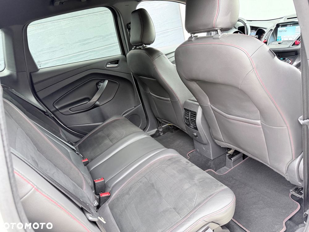 Ford Kuga 2.0 TDCi AWD ST-Line - 16