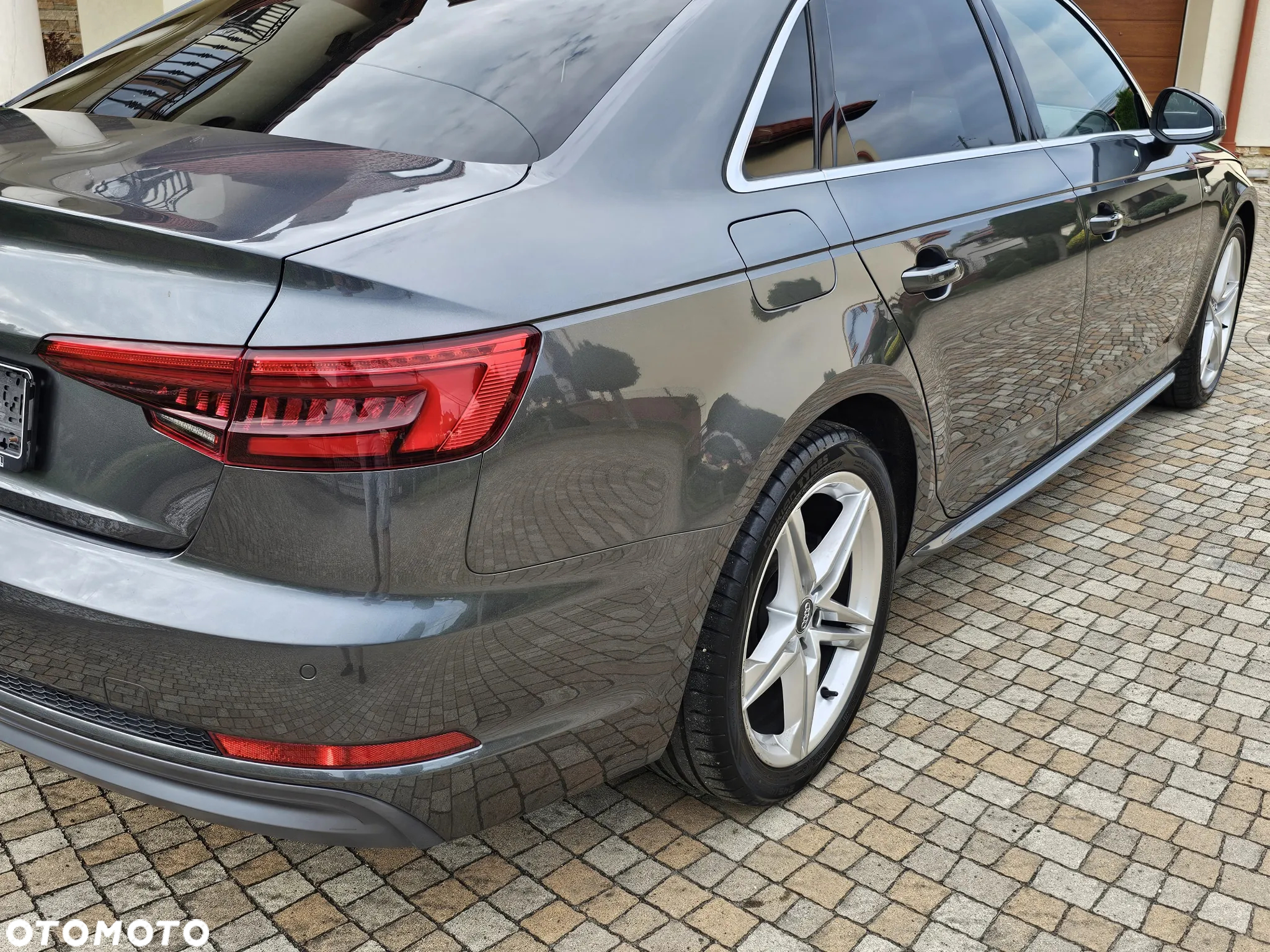 Audi A4 40 TDI S Line S tronic - 23