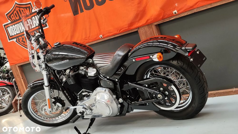 Harley-Davidson Softail Standard - 8