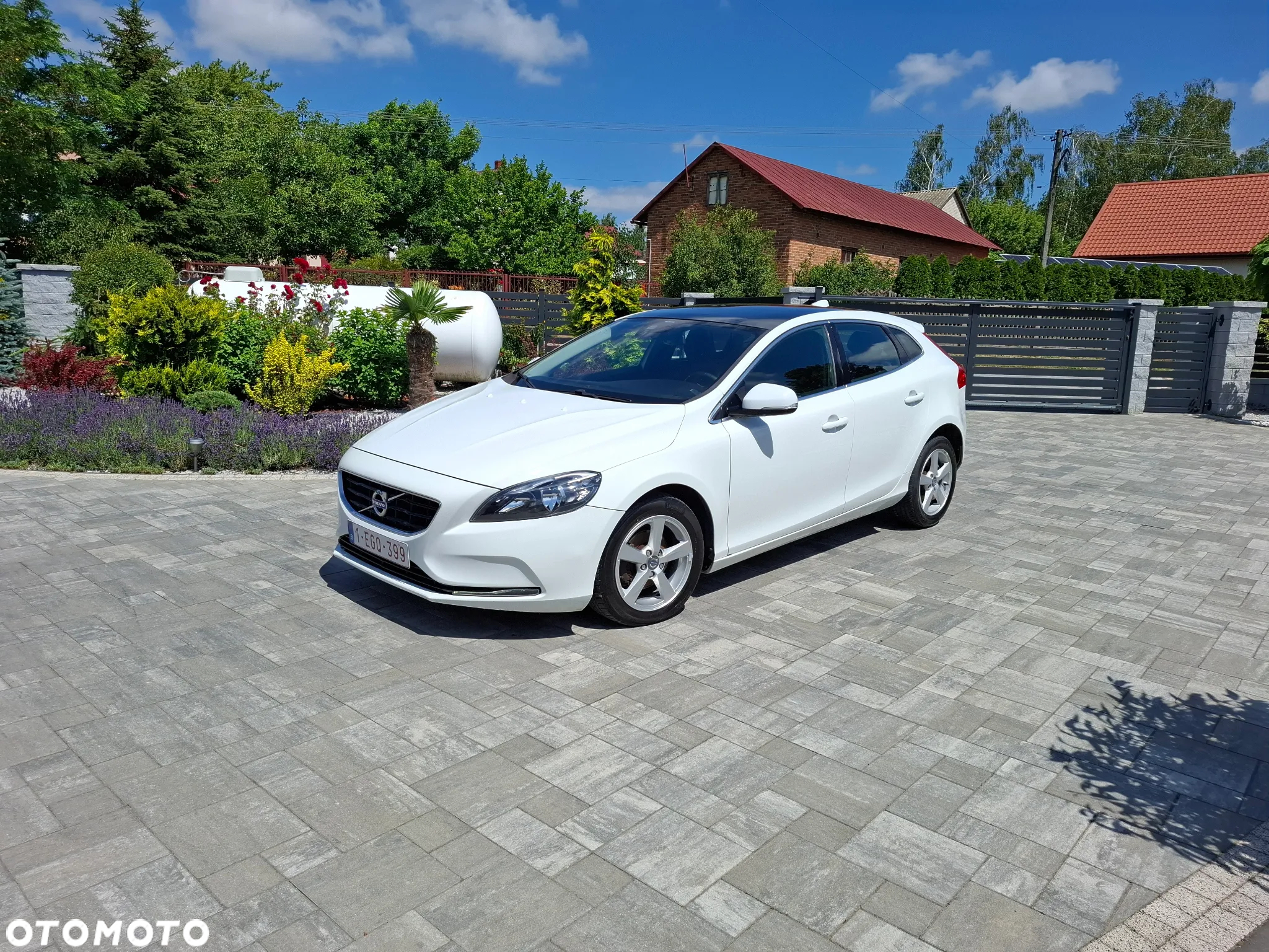 Volvo V40 D2 Momentum - 3