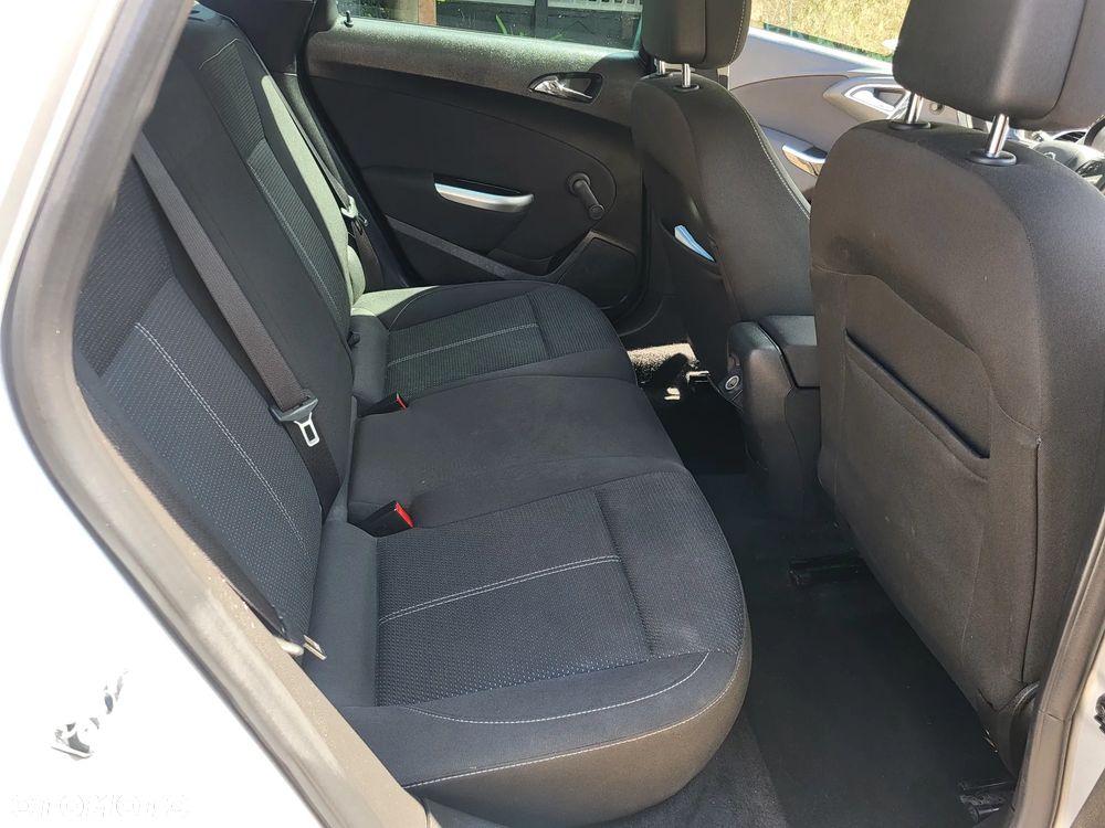 Opel Astra 1.4 T Active EU6 - 22