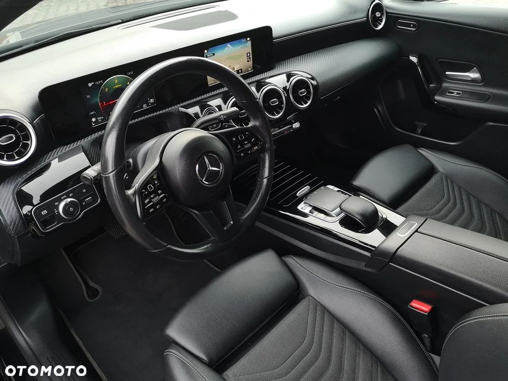 Mercedes-Benz Klasa A 180 d Edition 1 7G-DCT - 6