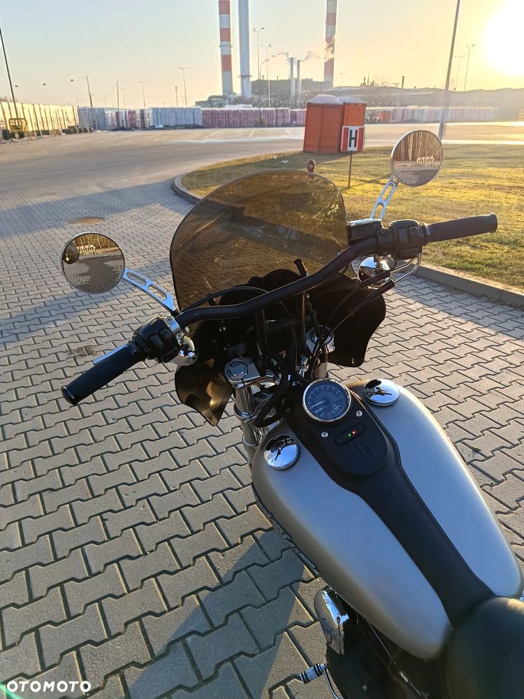 Harley-Davidson Dyna Street Bob - 4