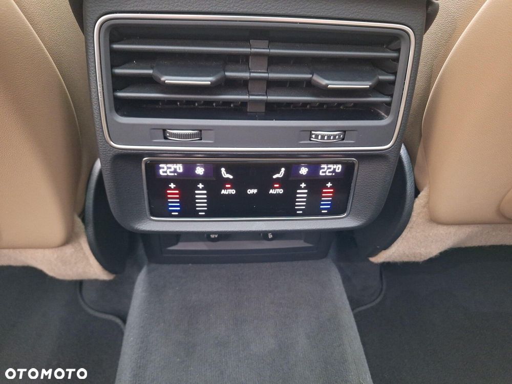 Audi Q7 - 13