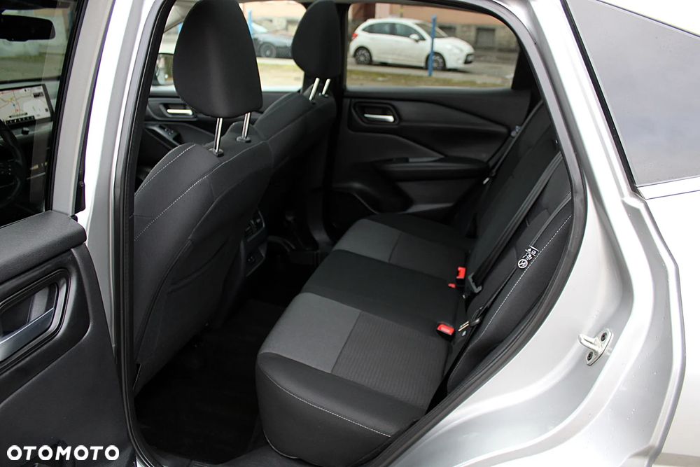 Nissan Qashqai 1.3 DIG-T N-Connecta - 15