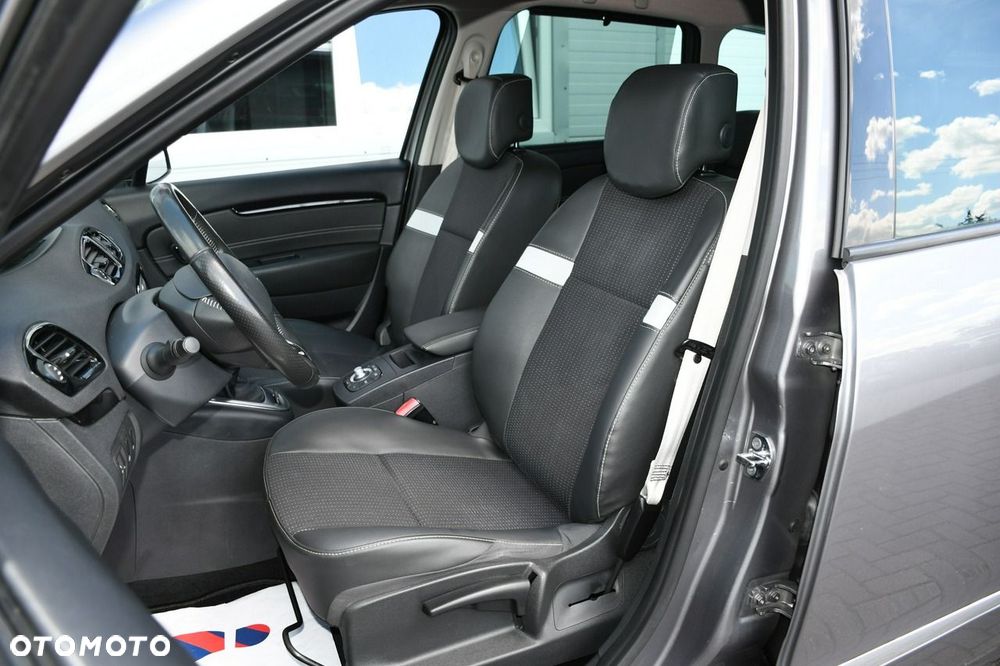 Renault Grand Scenic Energy TCe 130 S&S Bose Edition - 22