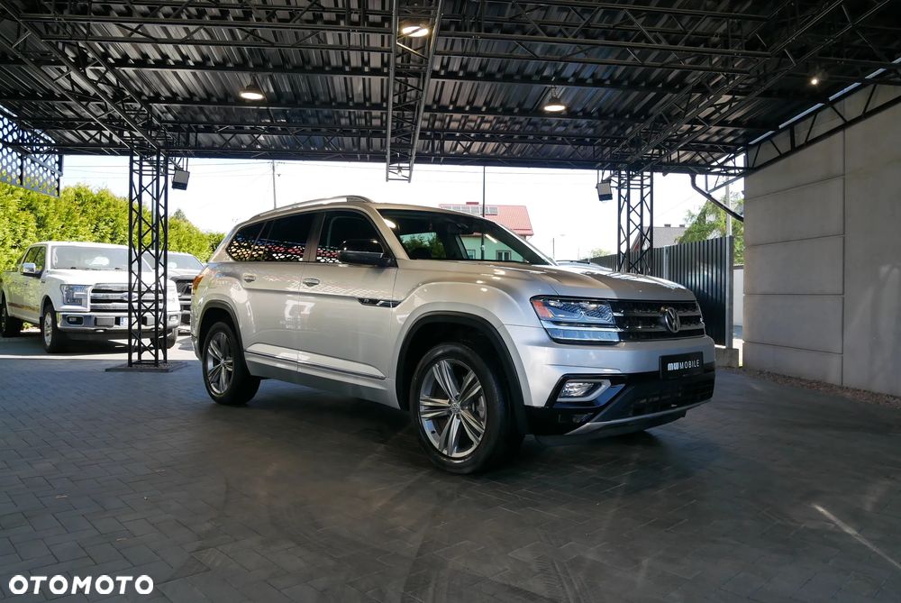 Volkswagen Atlas - 2