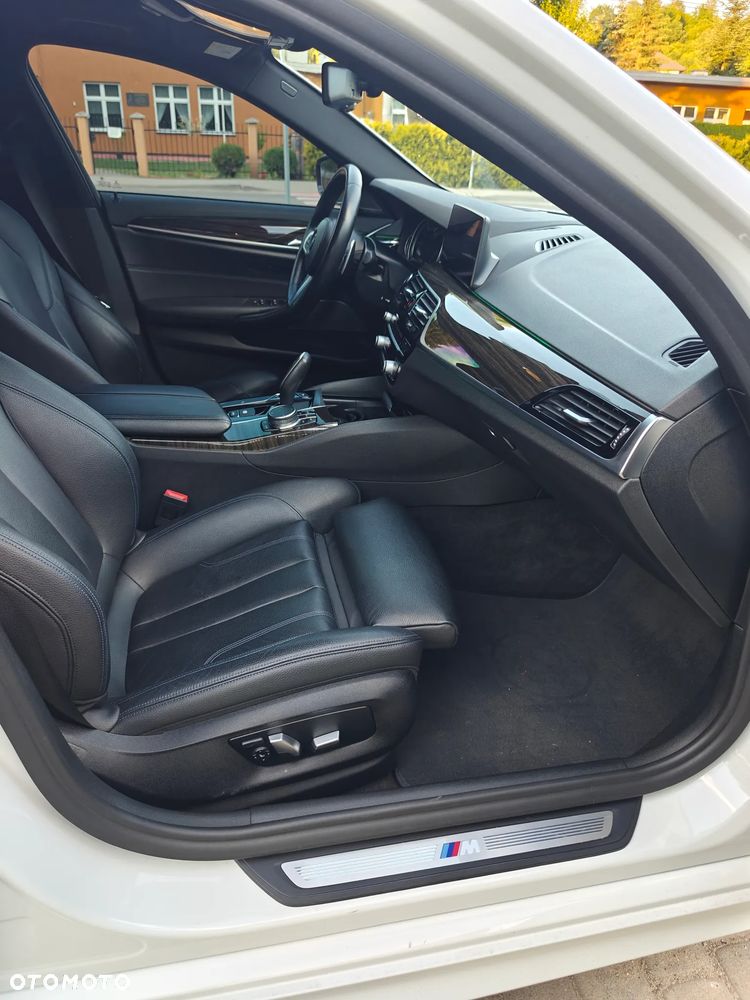 BMW Seria 5 530i M Sport sport - 14