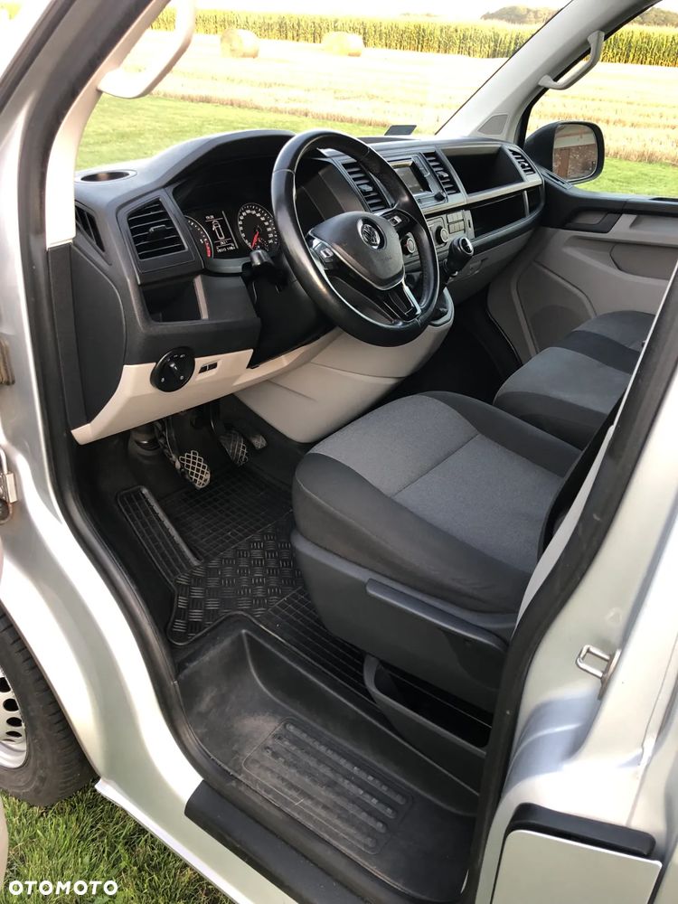 Volkswagen Transporter - 8