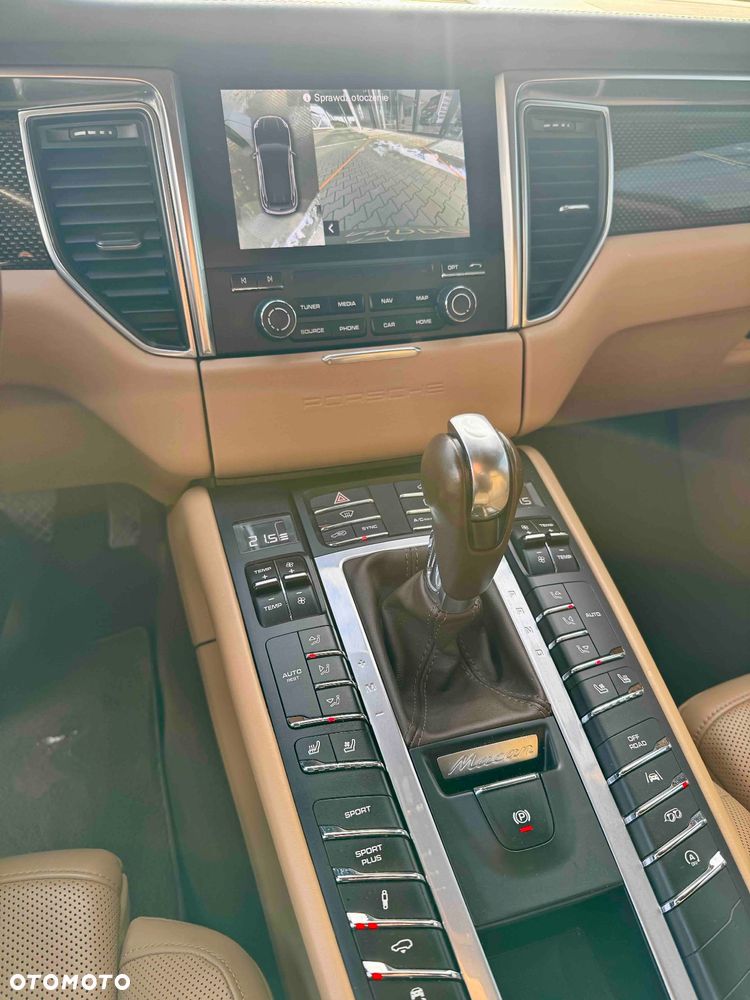 Porsche Macan - 22