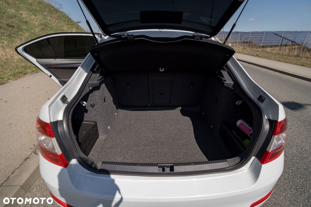 Skoda Octavia 1.8 TSI L&K DSG - 28