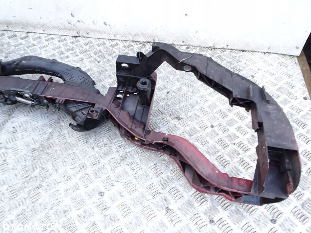 pas przedni okular ford focus mk3 ub - 9