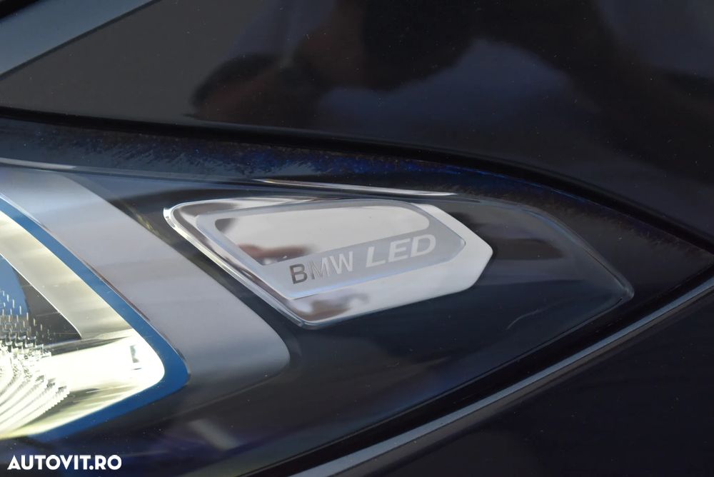 BMW Seria 3 320d xDrive AT MHEV - 23