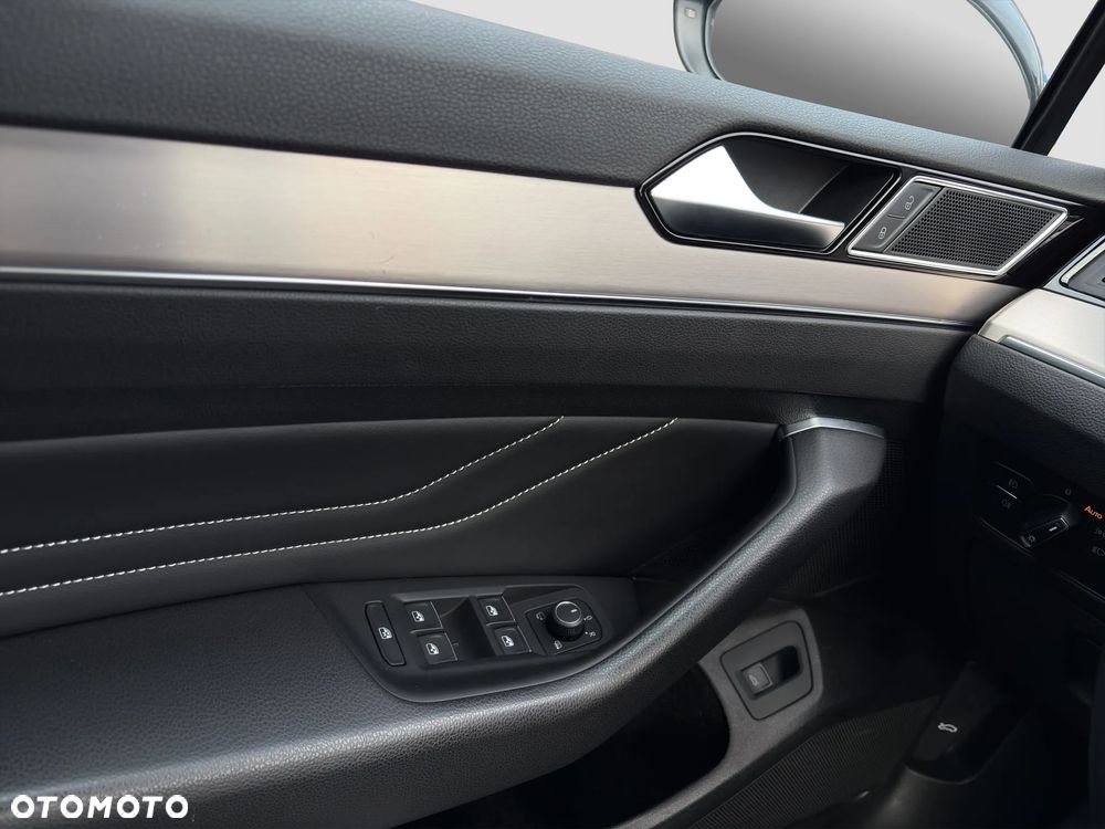 Volkswagen Passat 2.0 TSI Elegance DSG - 21