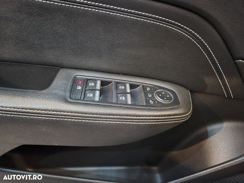 Renault Arkana E-TECH Intens - 24