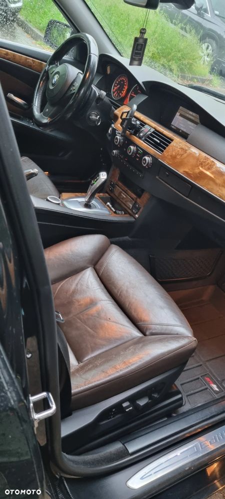 BMW Seria 5 520d Touring - 5