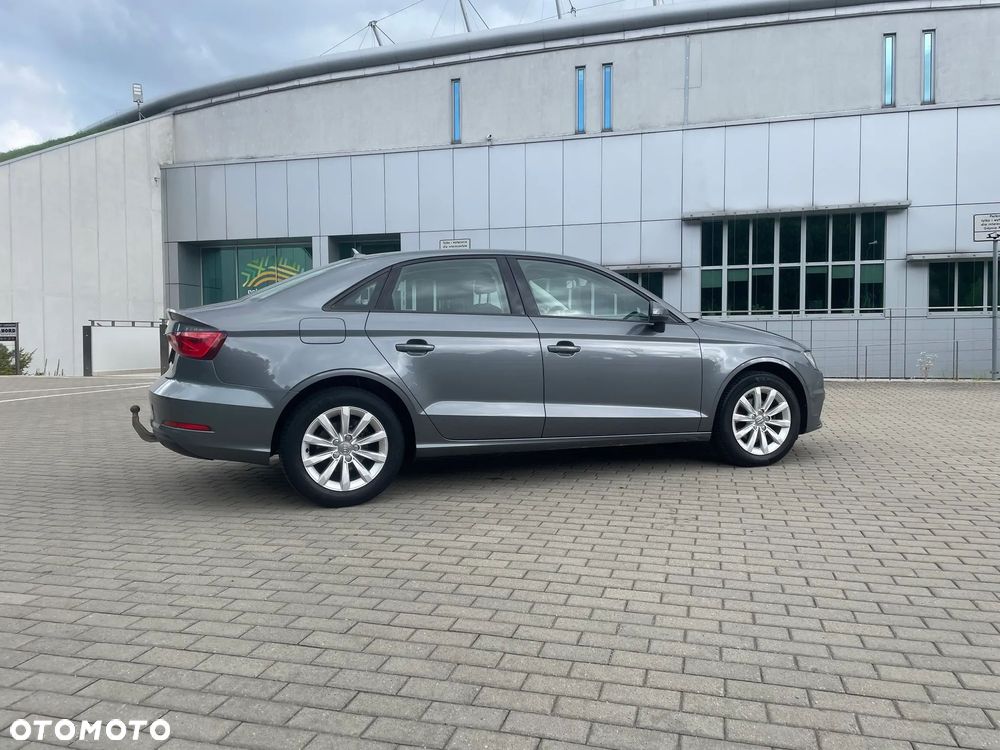 Audi A3 Limousine 1.6 TDI clean diesel Attraction S tronic - 4