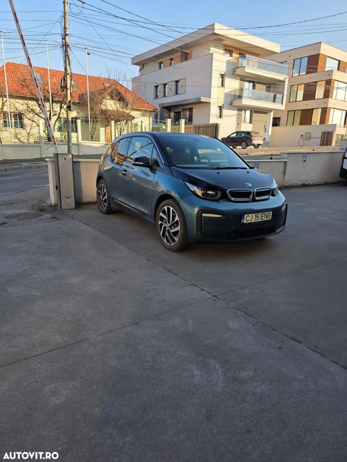 BMW i3 (120 Ah) - 1